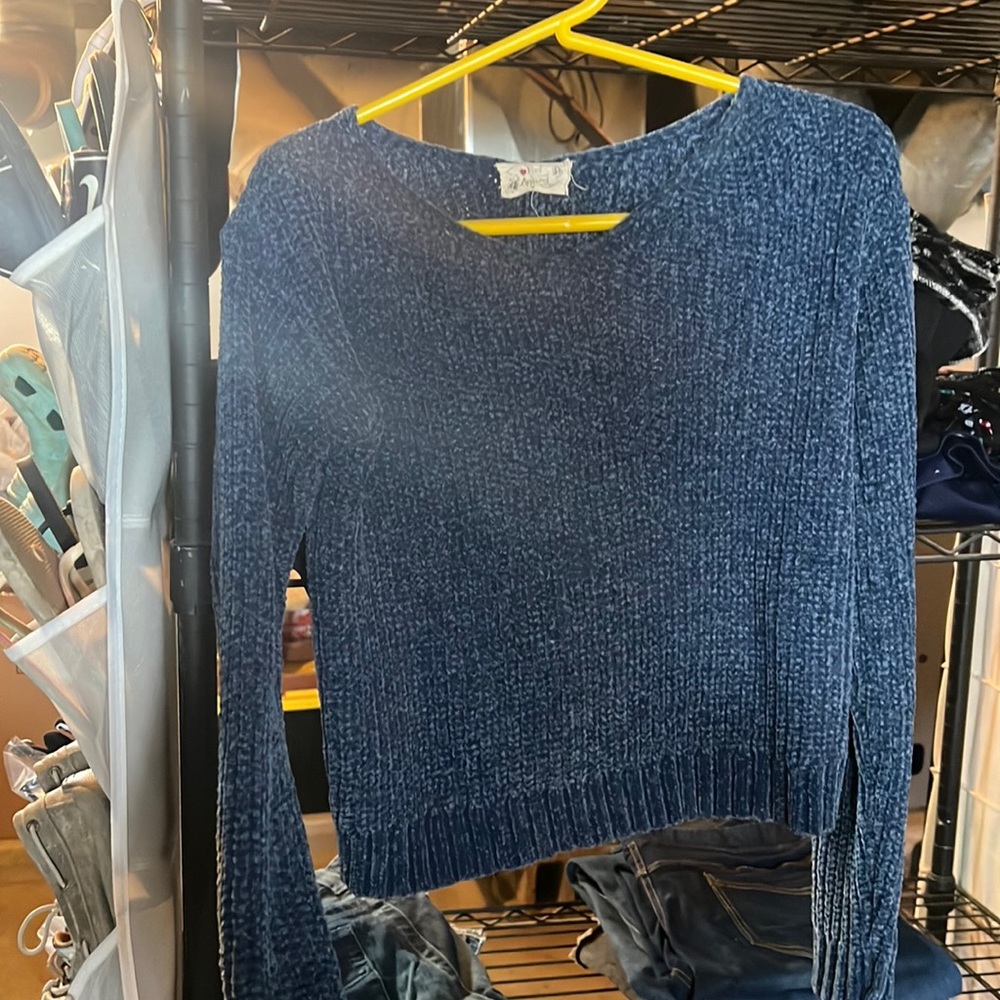 Blue cropped sweater